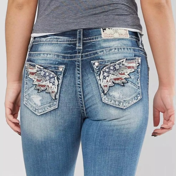 Miss Me Mid-Rise Easy Crop Jeans Patriotic Red White Blue Wings Flag Women's 30 - Picture 1 of 12